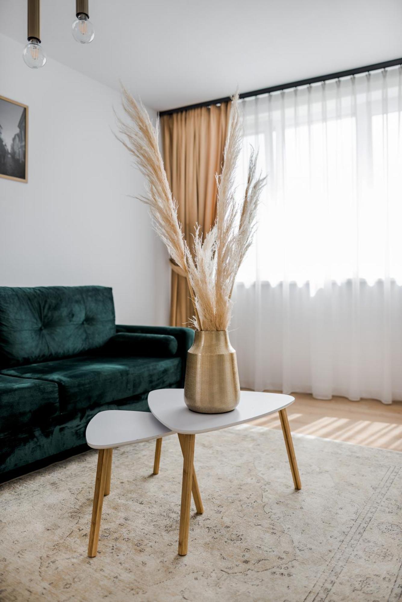 Amazing Mountain View Apartment Sibiu Esterno foto